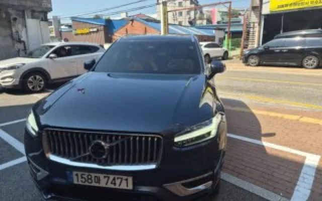 외제중고차시세 XC90 2세대 2.0 T8 AWD 매물 사진 9 - 2023/03 157,679km