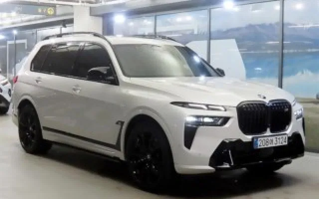 외제중고차시세 X7 (G07) M60i M스포츠 프로 매물 사진 6 - 2024/07 23,031km